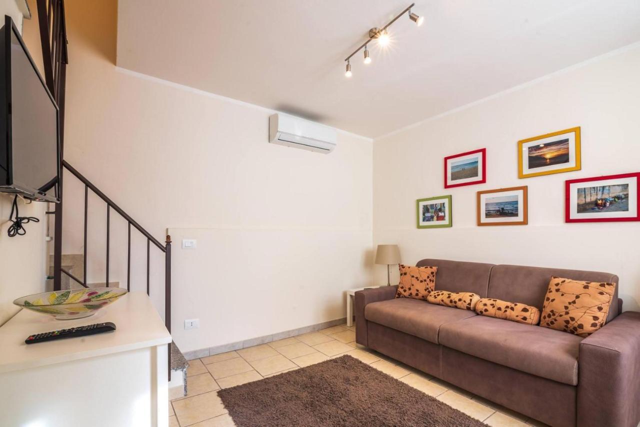 Cozy's house nel cuore della città Aeroporto di Catania Fontana Rossa Esterno foto